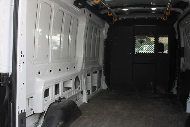 Photo of 2020 Oxford White Ford Transit-250