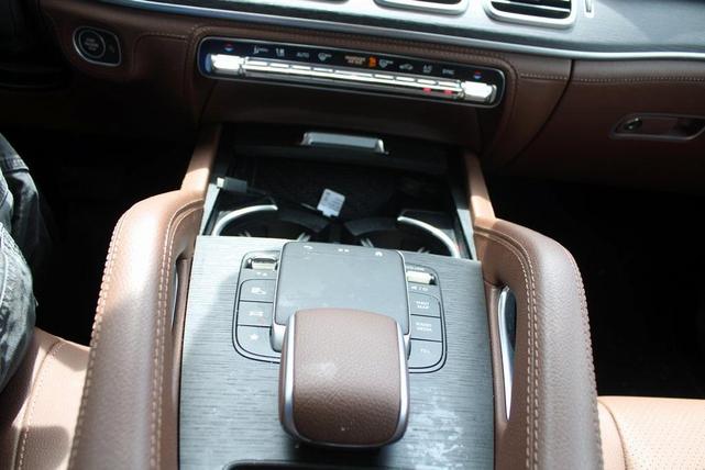 Photo of 2024 Alpine Gray Mercedes-Benz GLE 350