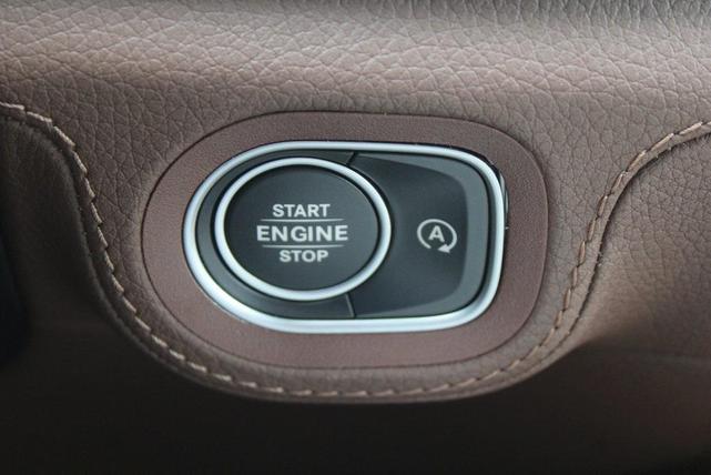 Photo of 2024 Alpine Gray Mercedes-Benz GLE 350