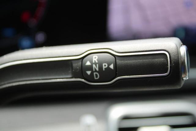 Photo of 2024 Alpine Gray Mercedes-Benz GLE 350