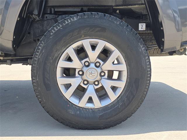 Photo of 2018 Magnetic Gray Metallic Toyota Tacoma