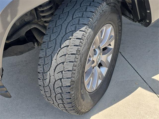 Photo of 2018 Magnetic Gray Metallic Toyota Tacoma