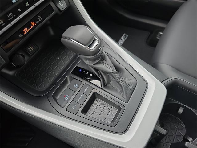 Photo of 2025 Ruby Flare Pearl Toyota RAV4