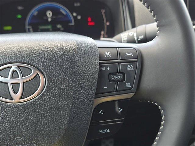 Photo of 2025 Midnight Black Metallic Toyota Camry