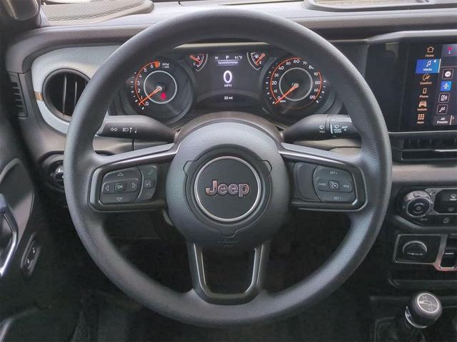 Photo of 2025 Black Clearcoat Jeep Gladiator