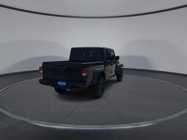Photo of 2025 Black Clearcoat Jeep Gladiator