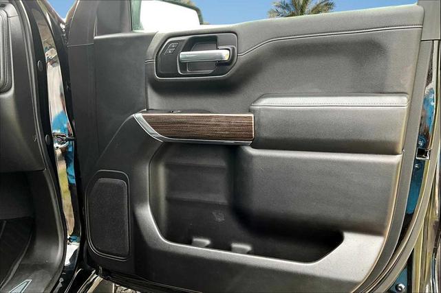 Photo of 2019 Black Chevrolet Silverado 1500