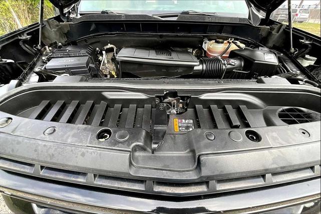 Photo of 2019 Black Chevrolet Silverado 1500