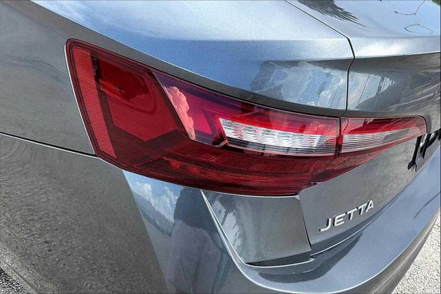 Photo of 2024 Platinum Gray Metallic Volkswagen Jetta