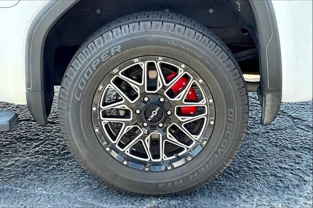 Photo of 2019 Summit White GMC Sierra 1500