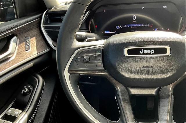 Photo of 2024 Rocky Mountain Pearlcoat Jeep Grand Cherokee