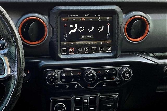 Photo of 2023 Black Clearcoat Jeep Gladiator