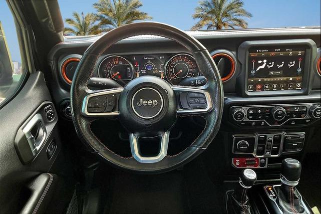 Photo of 2023 Black Clearcoat Jeep Gladiator