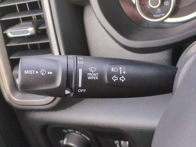 Photo of 2025 Diamond Black Crystal Pearlcoat RAM 2500