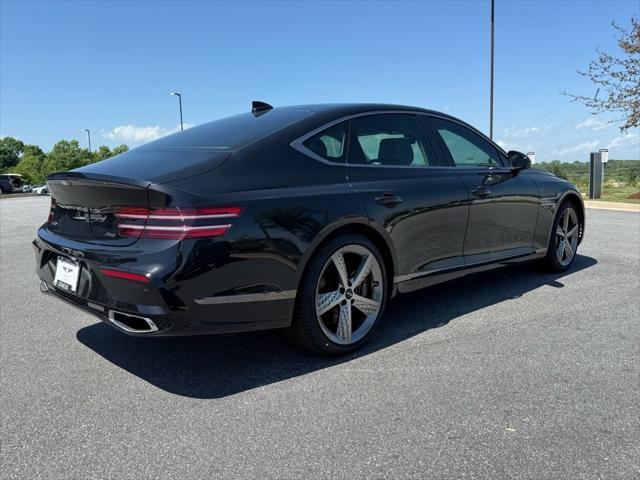 Photo of 2025 Vik Black Genesis G80