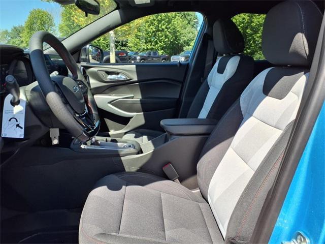 Photo of 2025 Marina Blue Metallic Chevrolet Trax