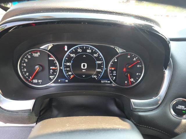 Photo of 2023 Iridescent Pearl Tricoat Chevrolet Traverse