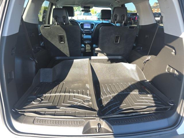 Photo of 2019 Quicksilver Metallic GMC Acadia