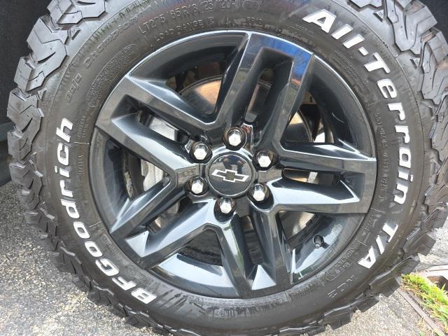 Photo of 2022 Summit White Chevrolet Silverado 1500