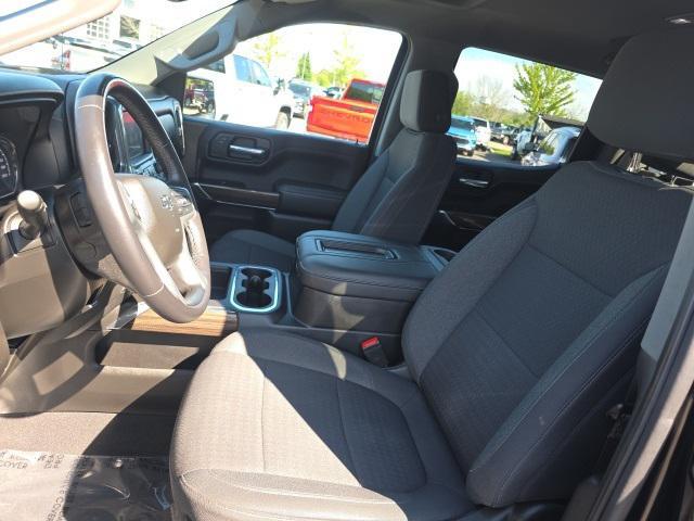 Photo of 2022 Black Chevrolet Silverado 1500