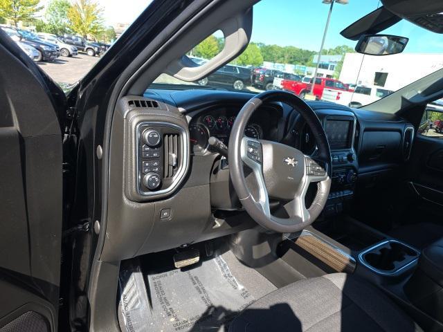 Photo of 2022 Black Chevrolet Silverado 1500