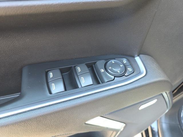 Photo of 2022 Black Chevrolet Silverado 1500