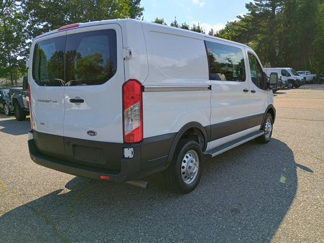 Photo of 2023 White Ford Transit-250