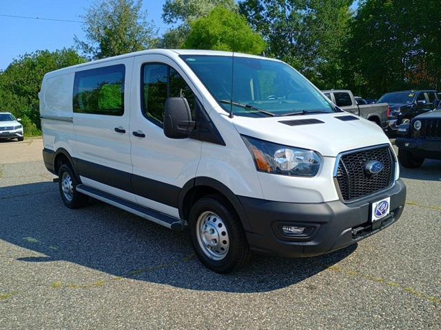 Photo of 2023 White Ford Transit-250