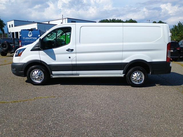 Photo of 2023 White Ford Transit-250