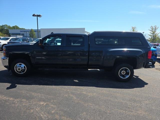 Photo of 2018 Graphite Metallic Chevrolet Silverado 3500