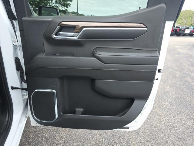 Photo of 2023 Summit White Chevrolet Silverado 1500