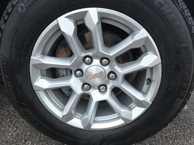 Photo of 2023 Summit White Chevrolet Silverado 1500