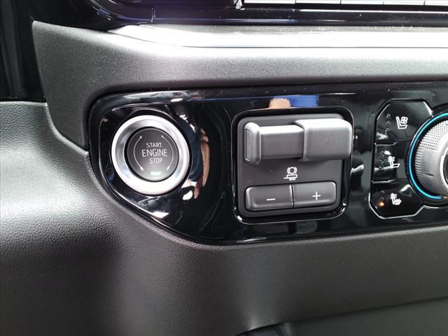 Photo of 2025 Summit White Chevrolet Silverado 1500