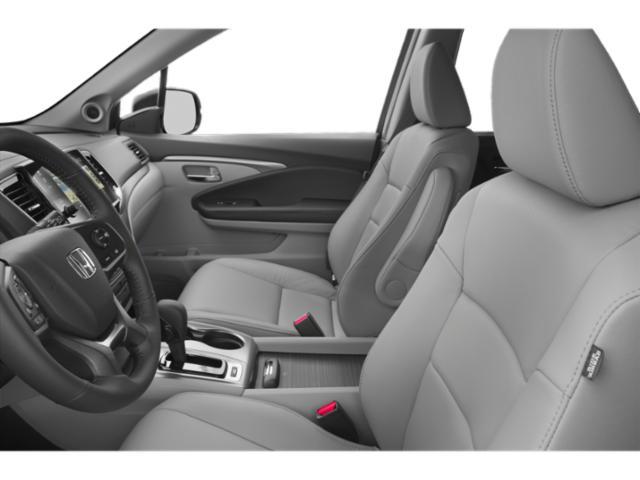 Photo of 2019 White Honda Pilot