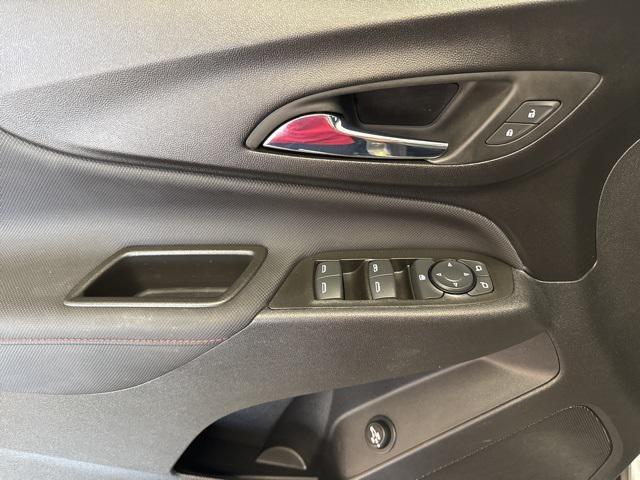 Photo of 2023 Sterling Gray Metallic Chevrolet Equinox