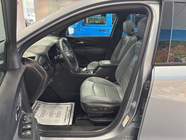 Photo of 2023 Sterling Gray Metallic Chevrolet Equinox