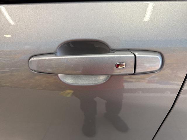 Photo of 2023 Sterling Gray Metallic Chevrolet Equinox