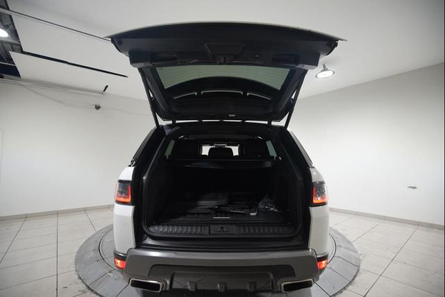 Photo of 2021 Fuji White Land Rover Range Rover Sport
