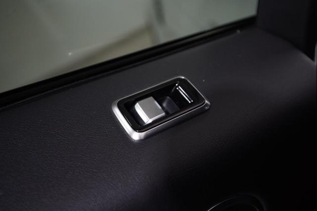 Photo of 2021 Fuji White Land Rover Range Rover Sport