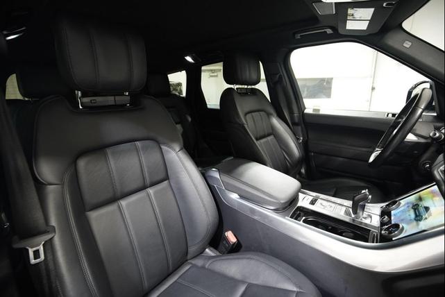 Photo of 2021 Fuji White Land Rover Range Rover Sport