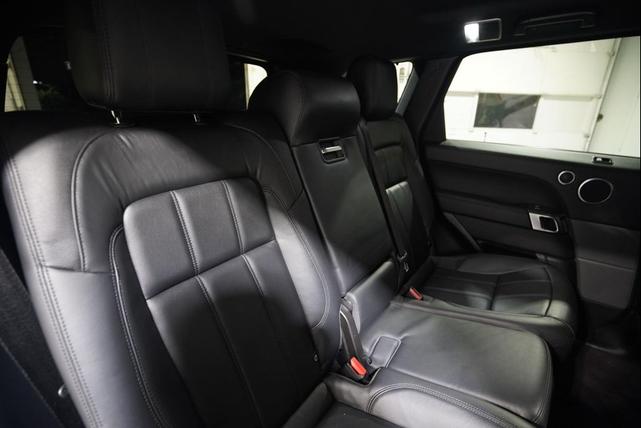 Photo of 2021 Fuji White Land Rover Range Rover Sport