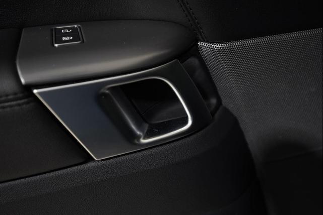 Photo of 2021 Fuji White Land Rover Range Rover Sport