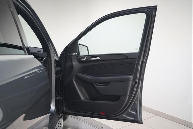 Photo of 2019 Gray / Black Mercedes-Benz GLS 450