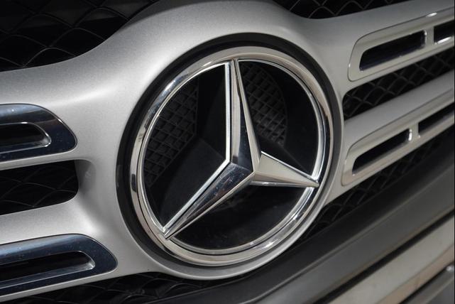 Photo of 2019 Gray / Black Mercedes-Benz GLS 450