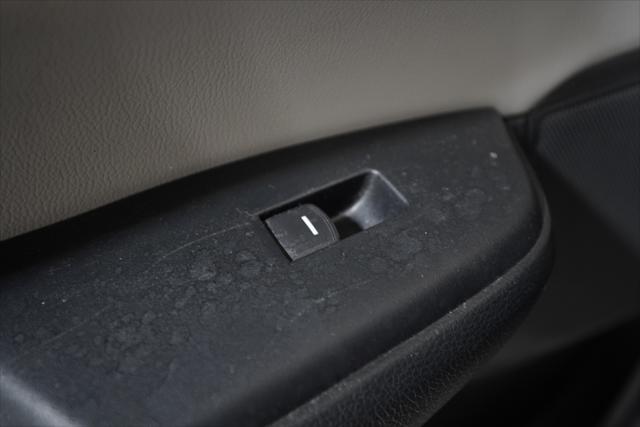 Photo of 2017 Blue / Gray Honda CR-V
