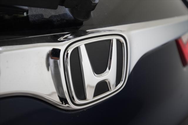 Photo of 2017 Blue / Gray Honda CR-V