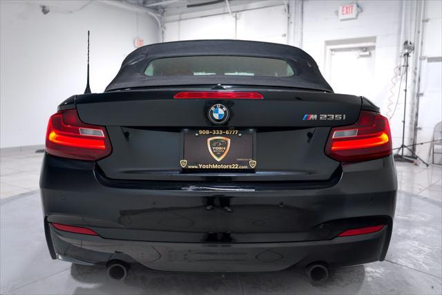 Photo of 2016 Black Sapphire Metallic BMW M2