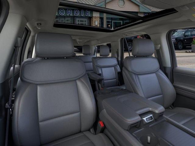 Photo of 2025 Agate Black Metallic Ford Expedition Max