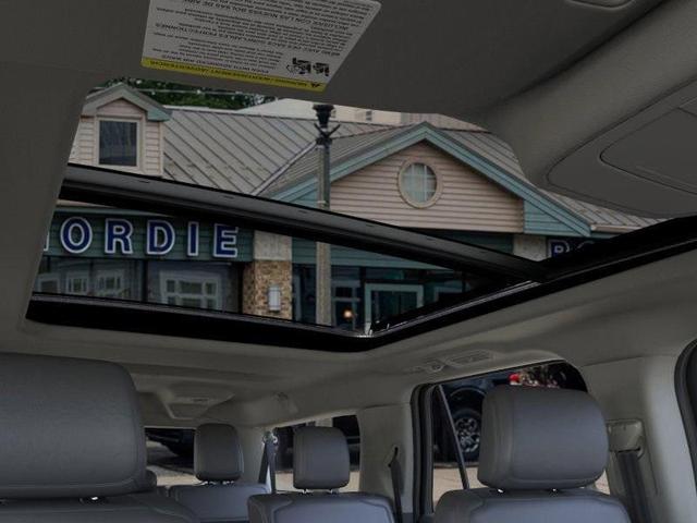 Photo of 2025 Agate Black Metallic Ford Expedition Max