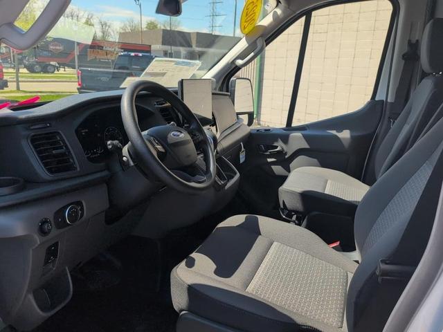 Photo of 2025 Oxford White Ford Transit-150